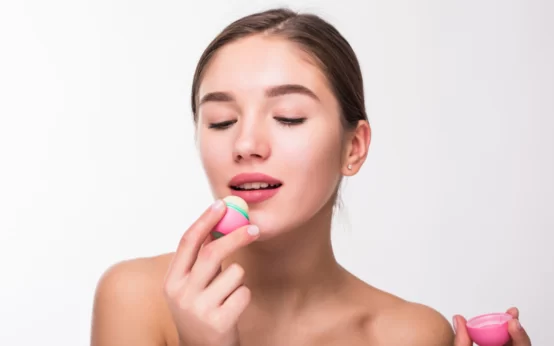 Lip Balm yang Bagus Untuk Memerahkan Bibir